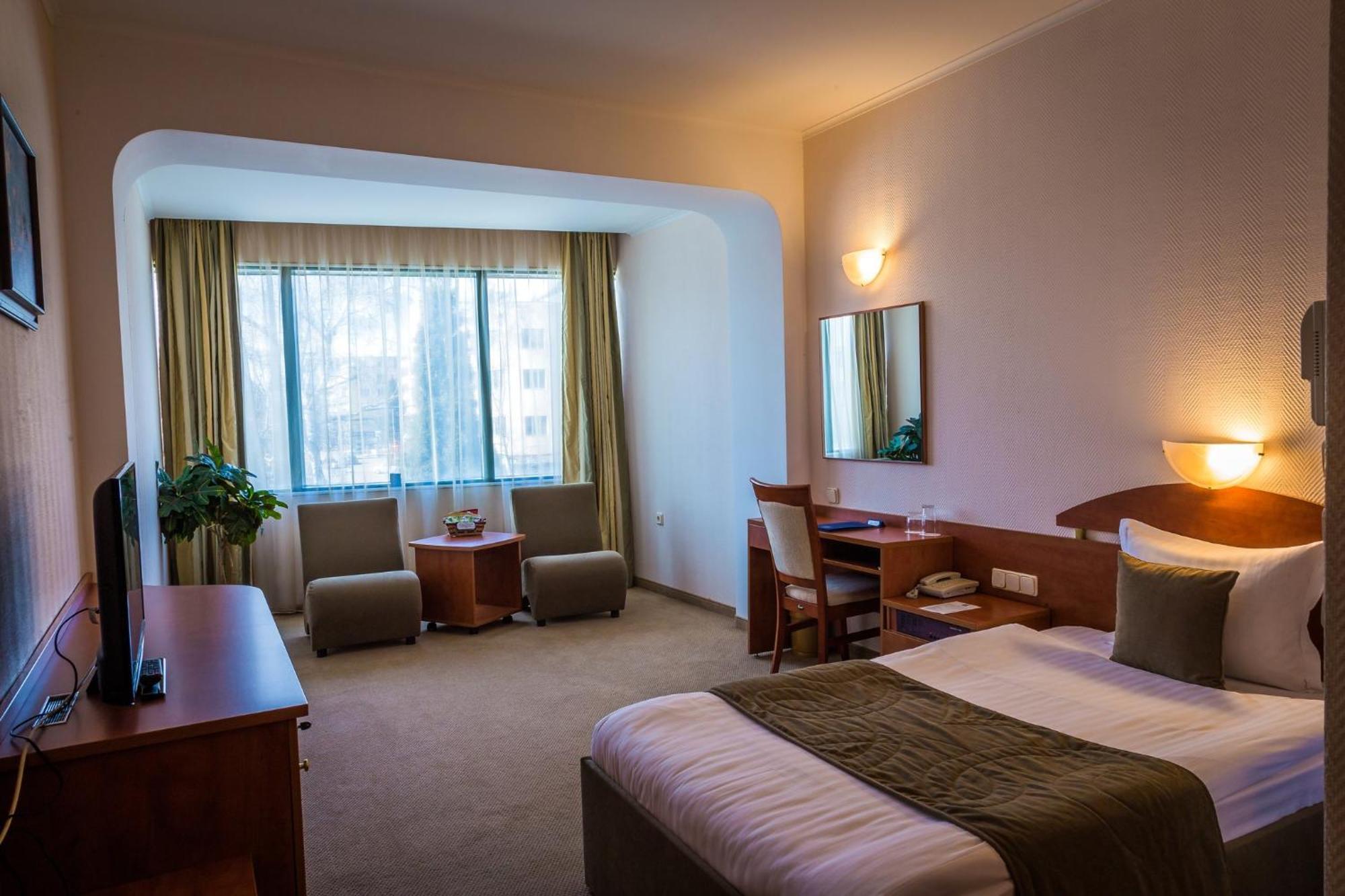 Hotel Sevlievo Plaza Zimmer foto