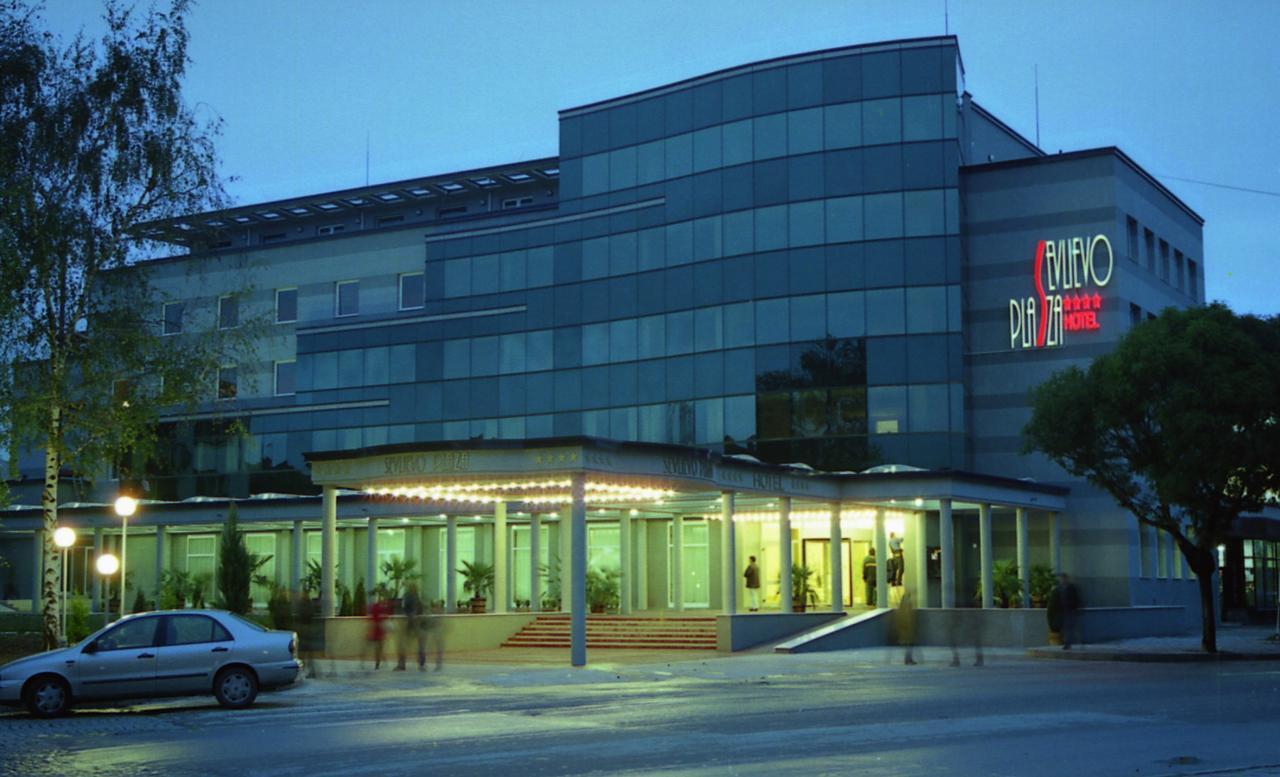 Hotel Sevlievo Plaza Exterior foto
